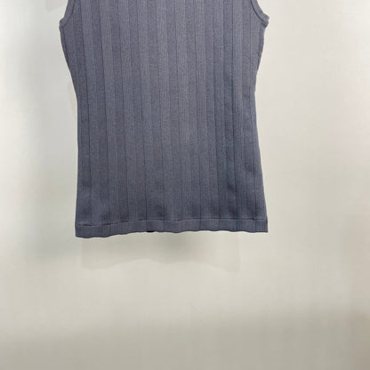 Half turtleneck tank top with embroidered logo on the chest