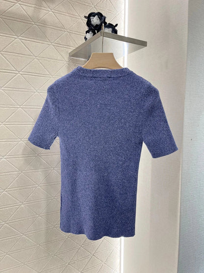 Round neck slim fit knitted short sleeves