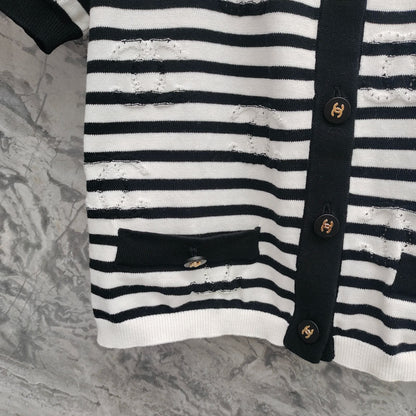 Round neck Xiaoxiang logo hollow pattern cardigan striped short sleeves