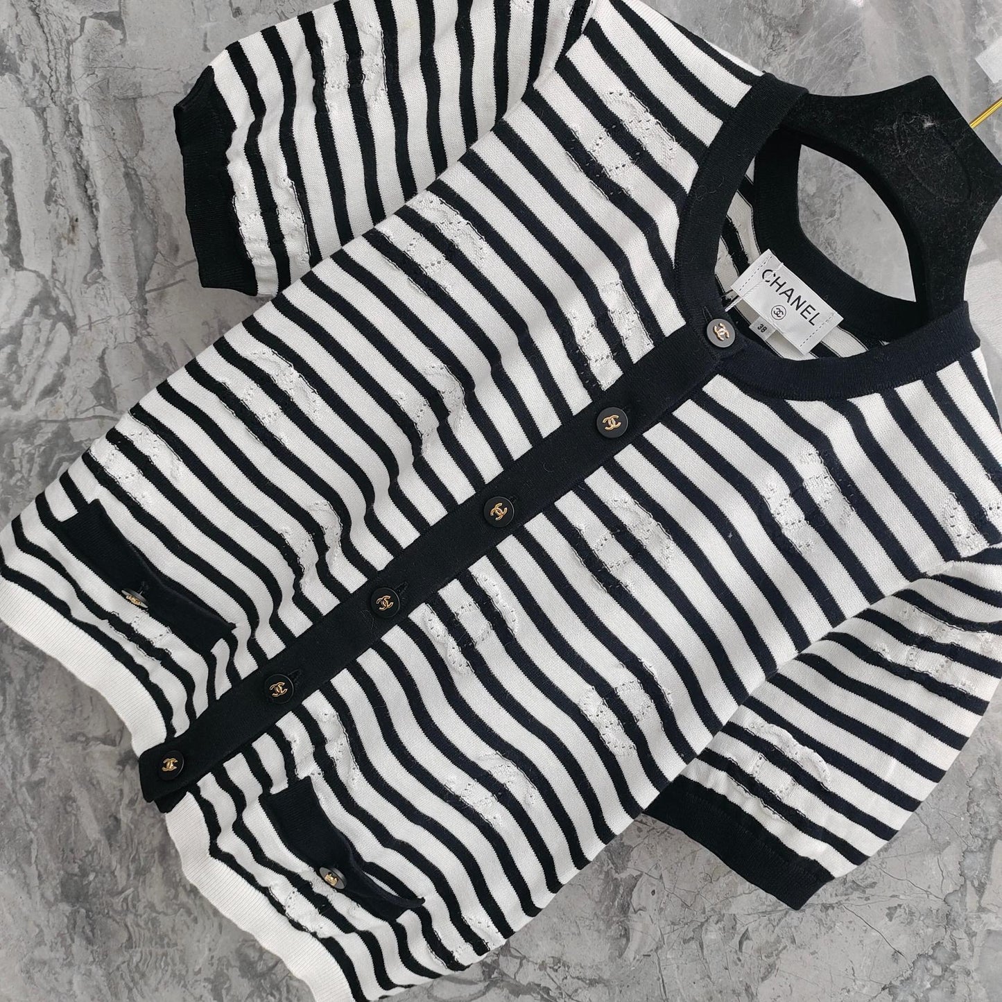 Round neck Xiaoxiang logo hollow pattern cardigan striped short sleeves