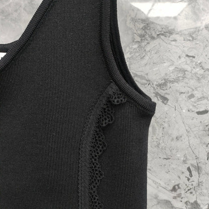 sleeveless vest