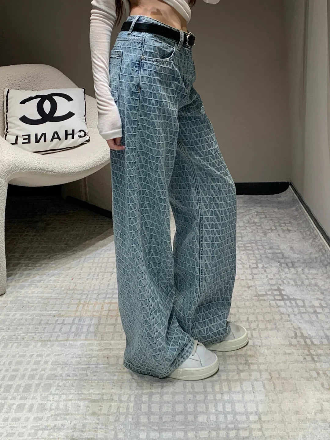 Heavy-duty letter jacquard jeans