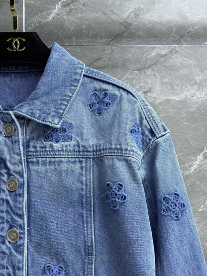 New Camellia Embroidered Lapel Jacket