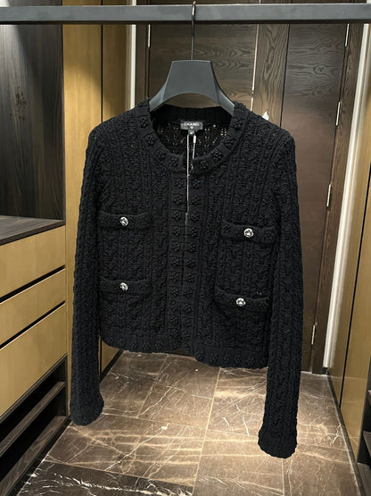 3D embossed knitted jacket