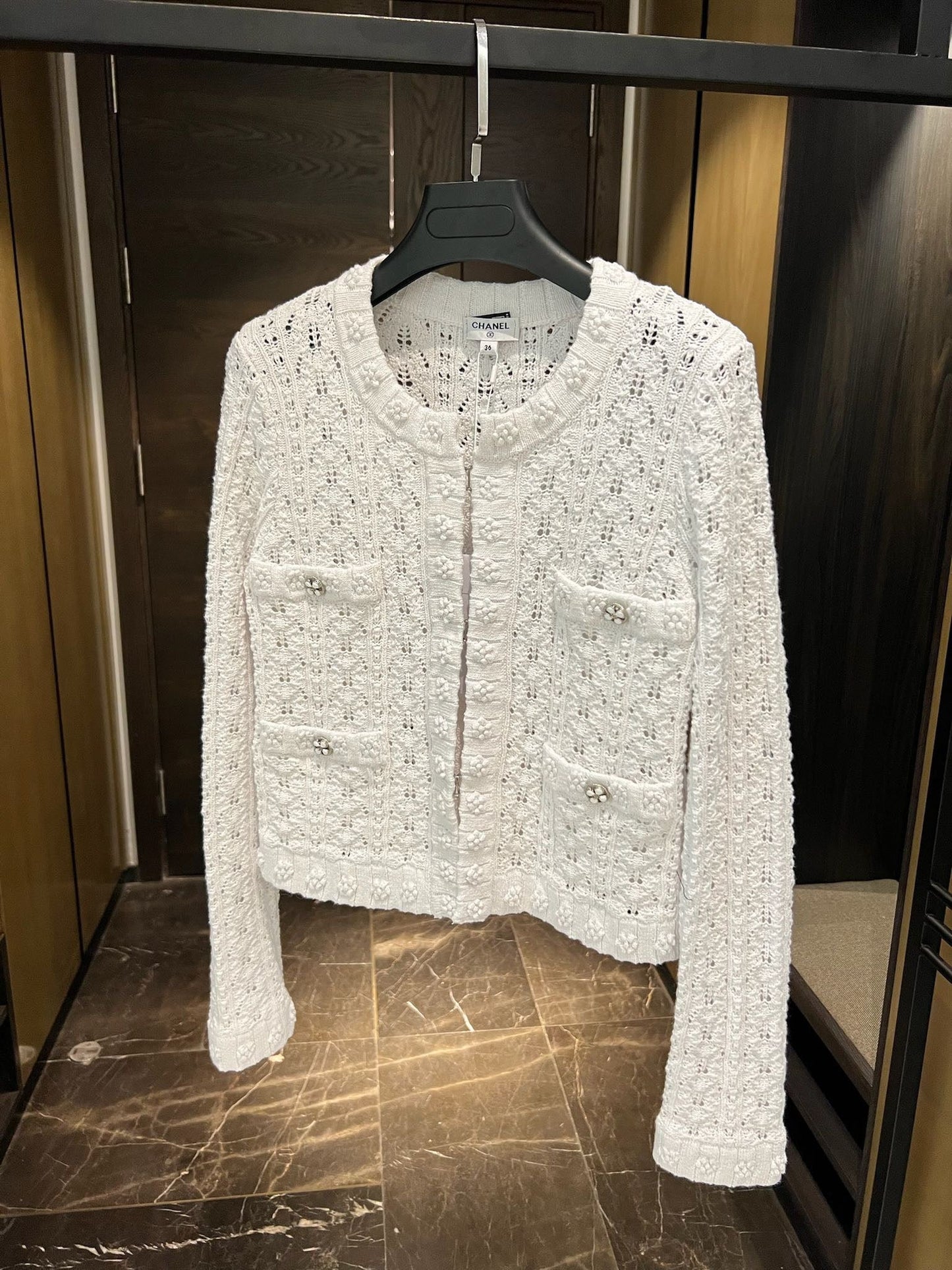 3D embossed knitted jacket