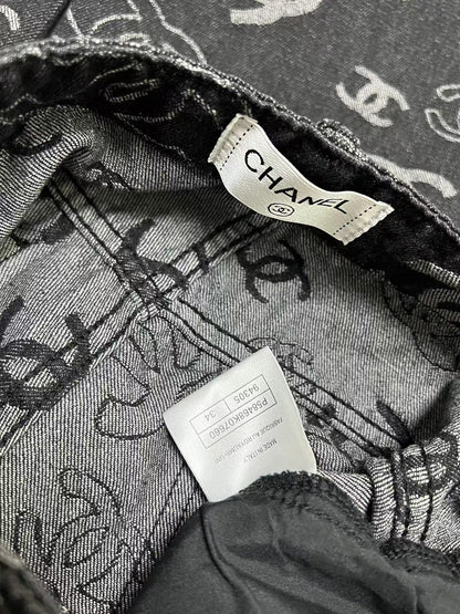 New logo print all over jeans