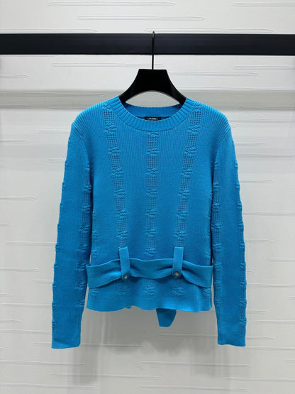 Autumn and winter new cut out belt pullover long sleeve jumper