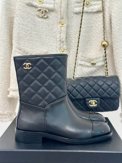 Diamond color block boots