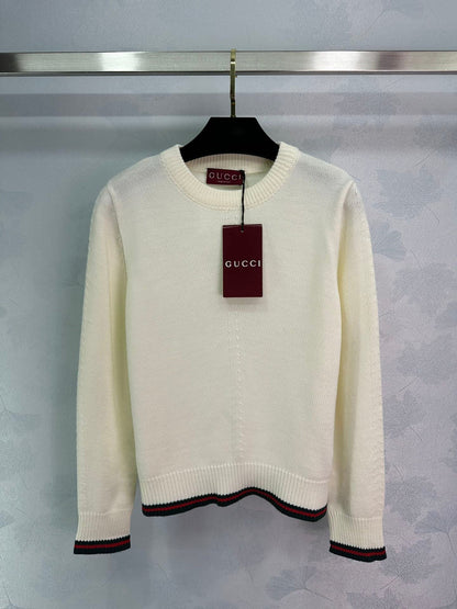 Knitted crew neck striped sweater