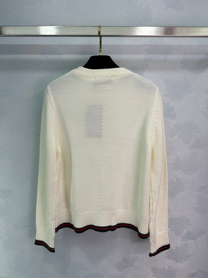 Knitted crew neck striped sweater