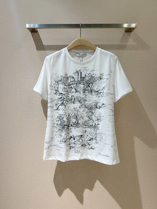 Elegant Sketch Short Sleeve T-Shirt