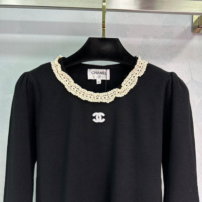 Knitted long sleeves lace collar