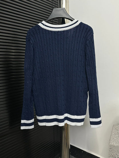 Knitted cardigan