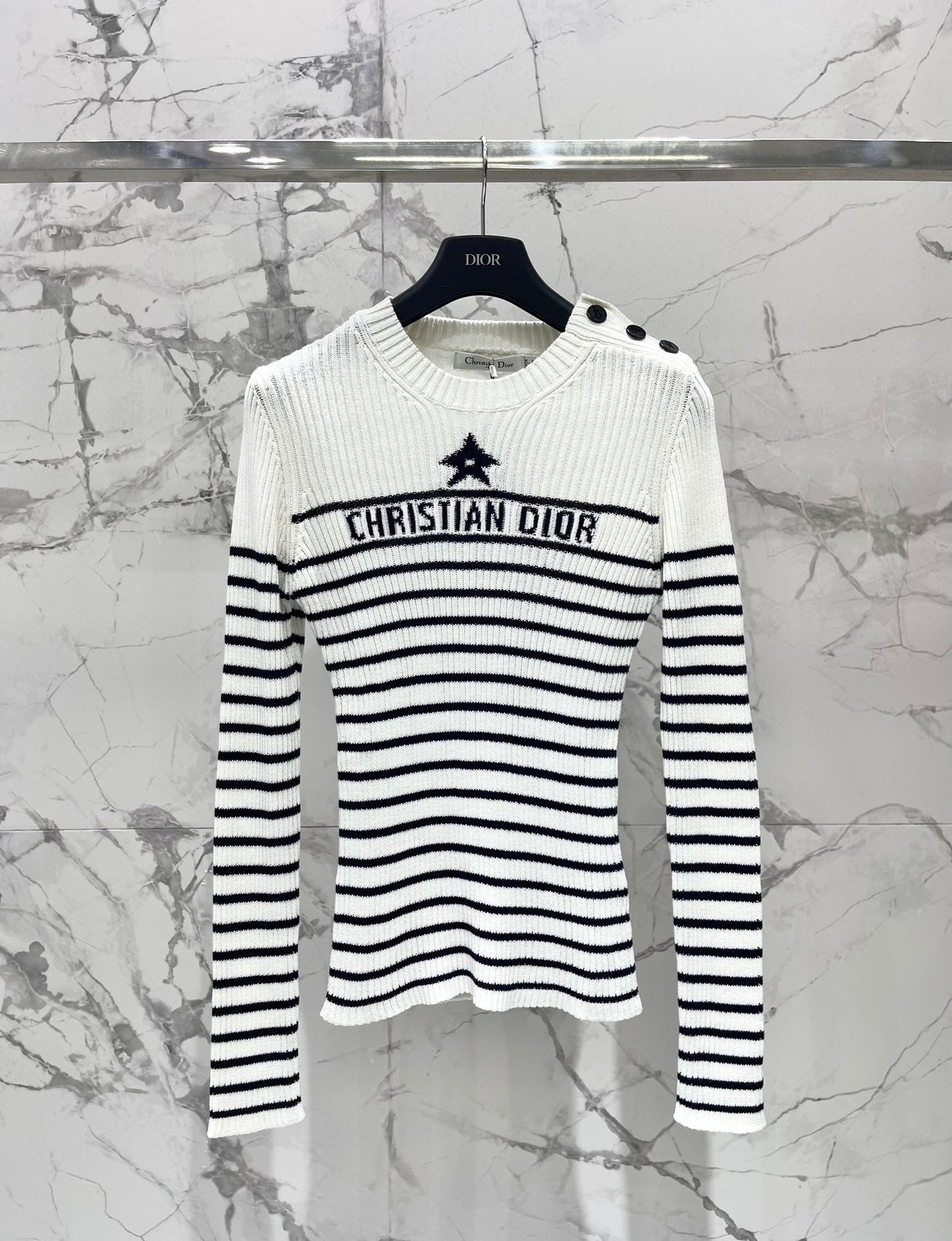 Five-pointed star jacquard striped knitted sweater