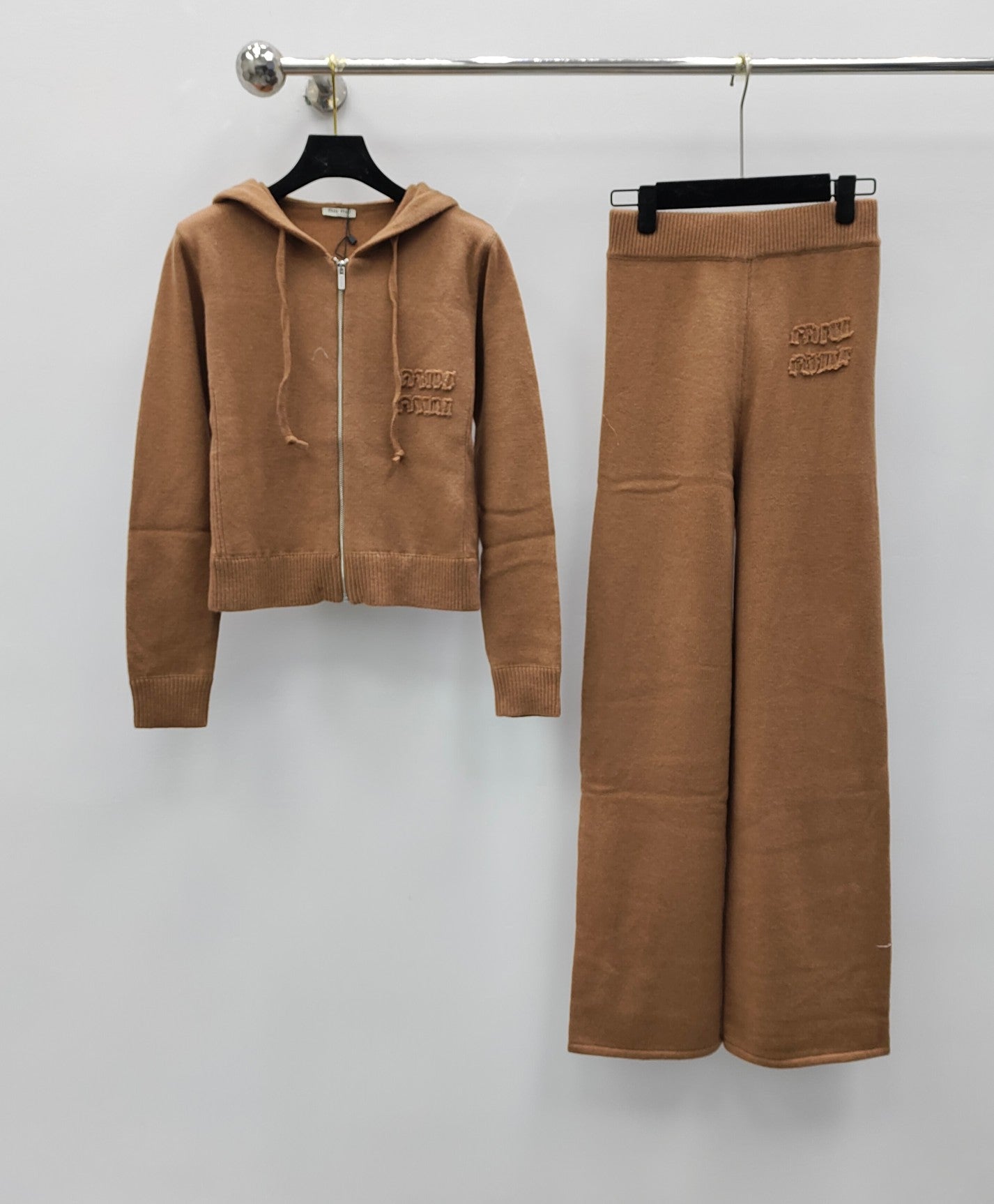 Stand-up collar loose zipper jacket + logo webbing splicing wide-leg trousers suit