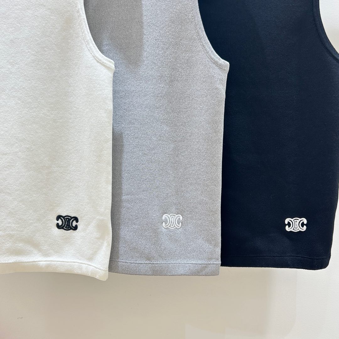 logo graphic vest