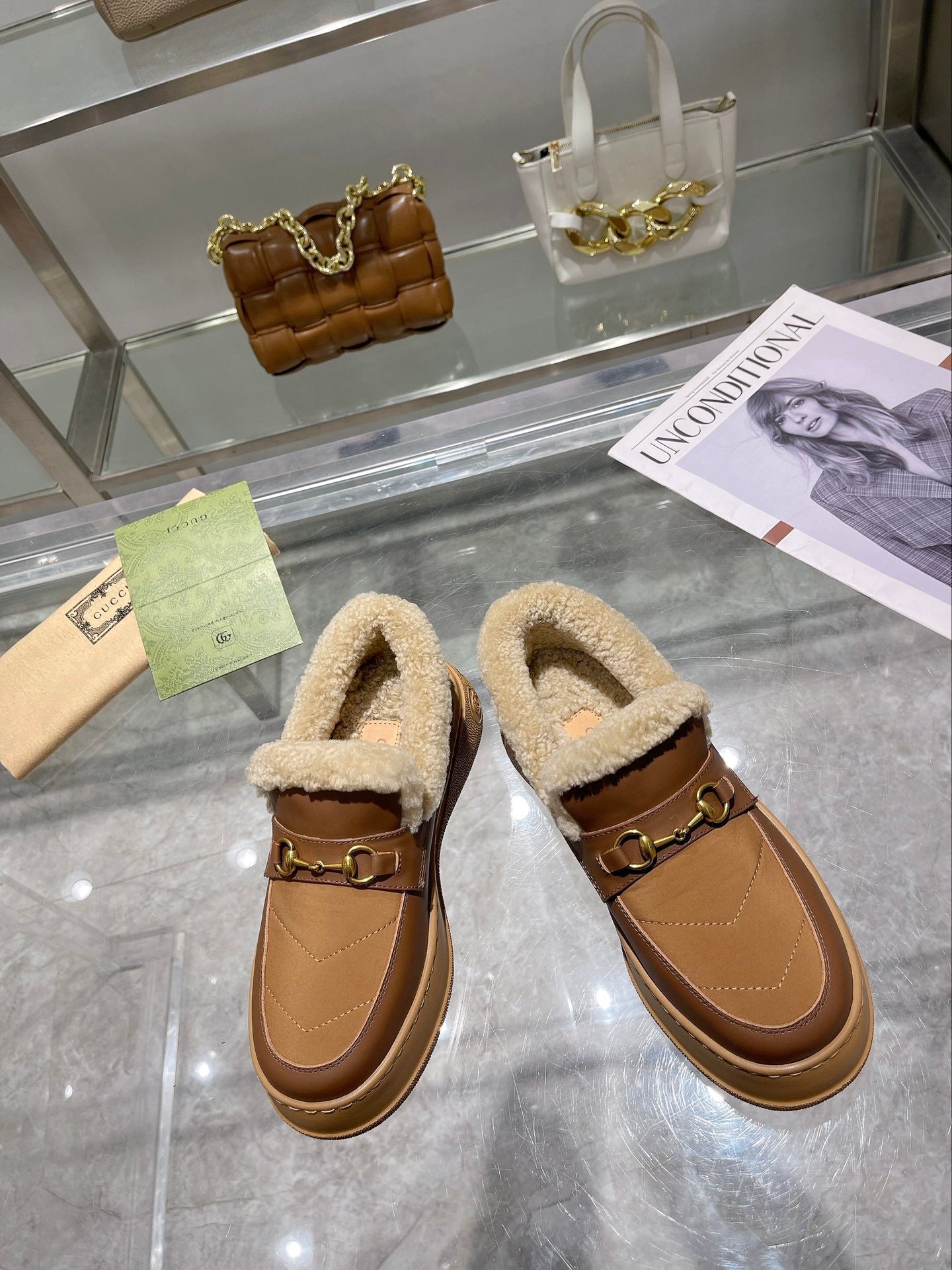 Sheepskin one-piece shallow snow boots