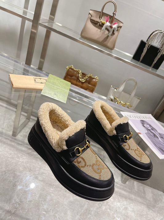 Sheepskin one-piece shallow snow boots