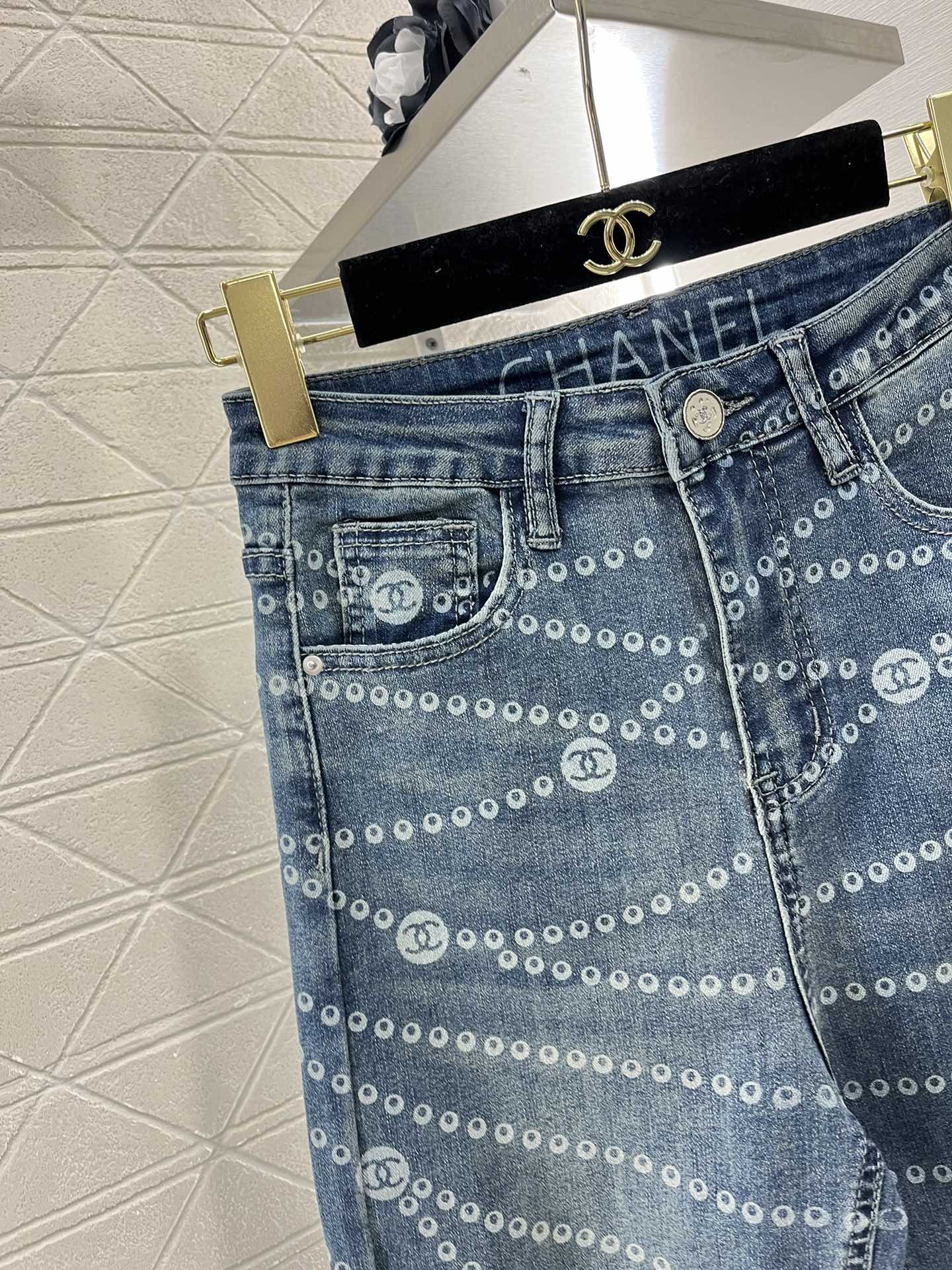 Retro laser chain print denim straight pants