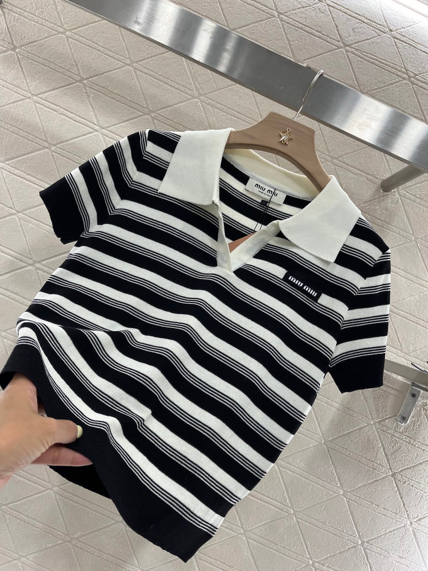 25 New Striped 𝑝𝑜𝑙𝑜 Knitted Short Sleeve Top