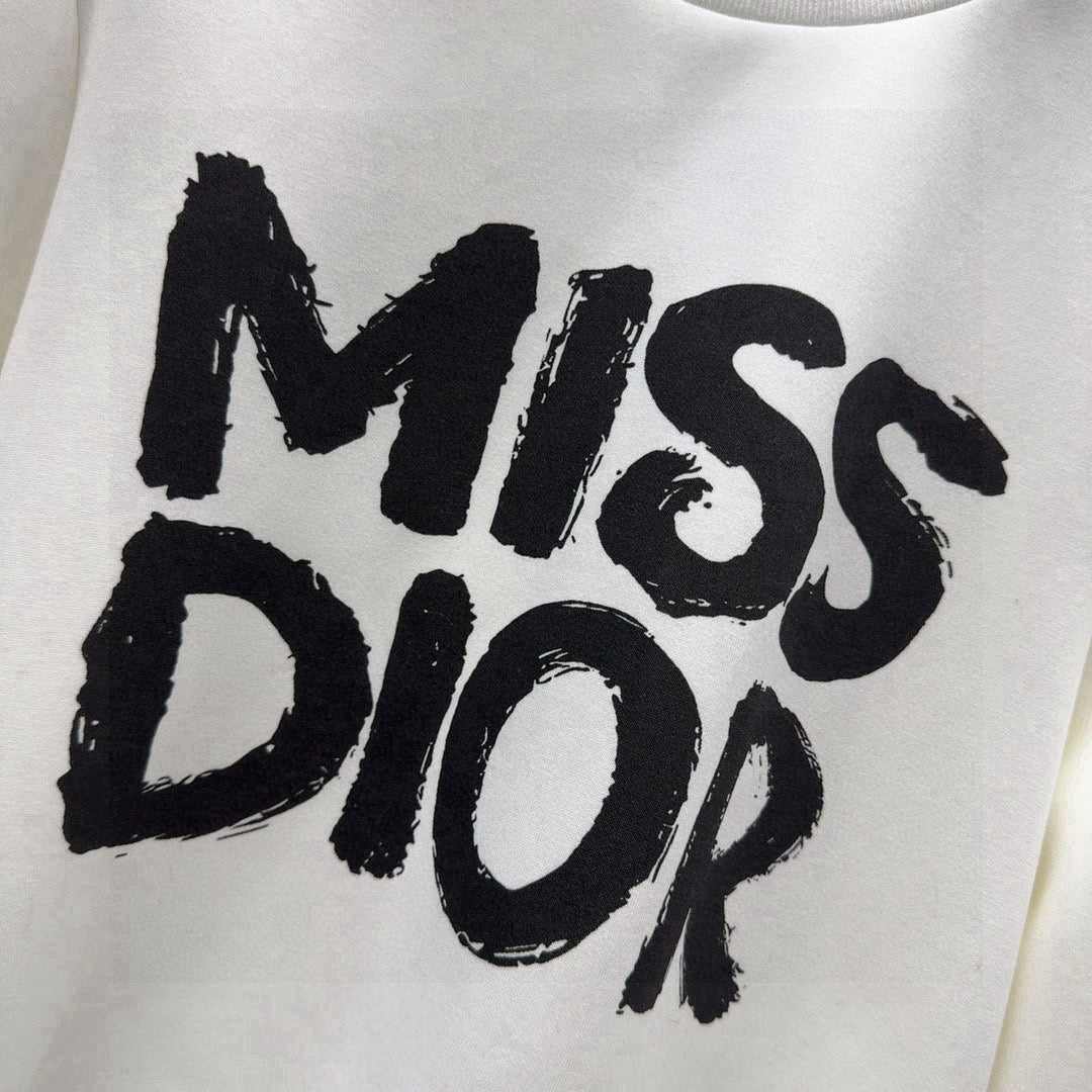 Early spring miss d series logo print Roman cotton sports style