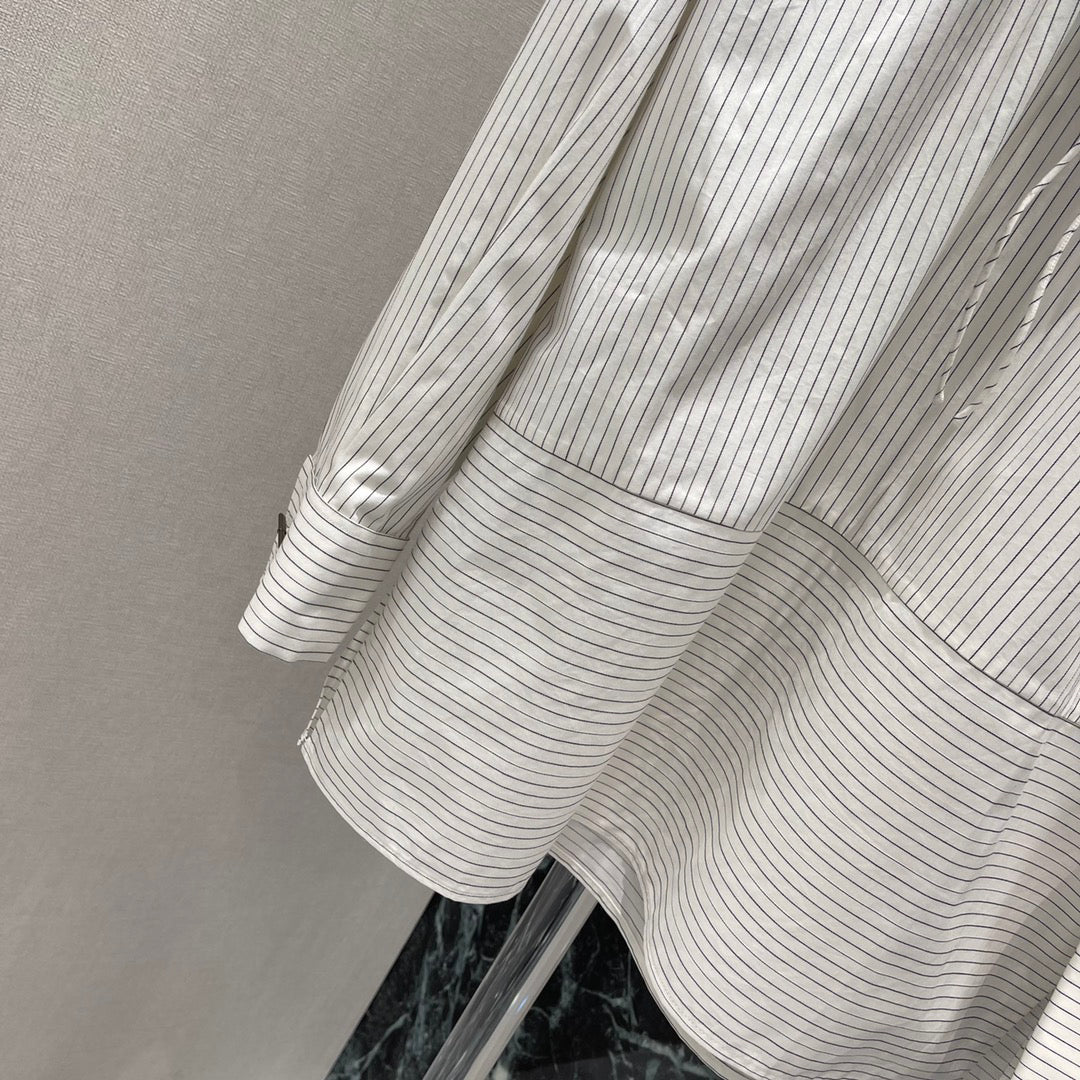 Lapel striped shirt）