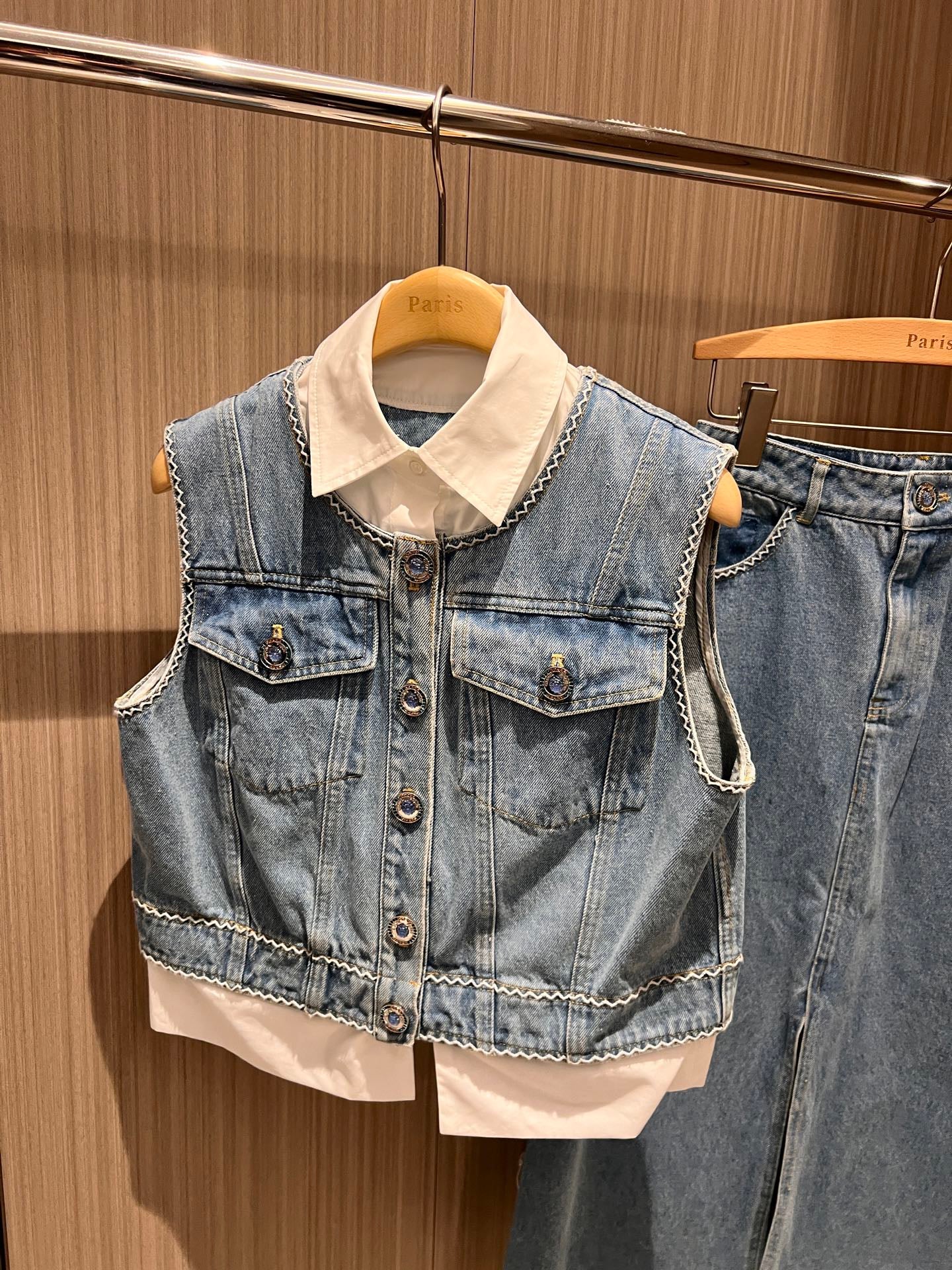 Patchwork shirt collar fake two pieces denim vest top + front split denim half skirt