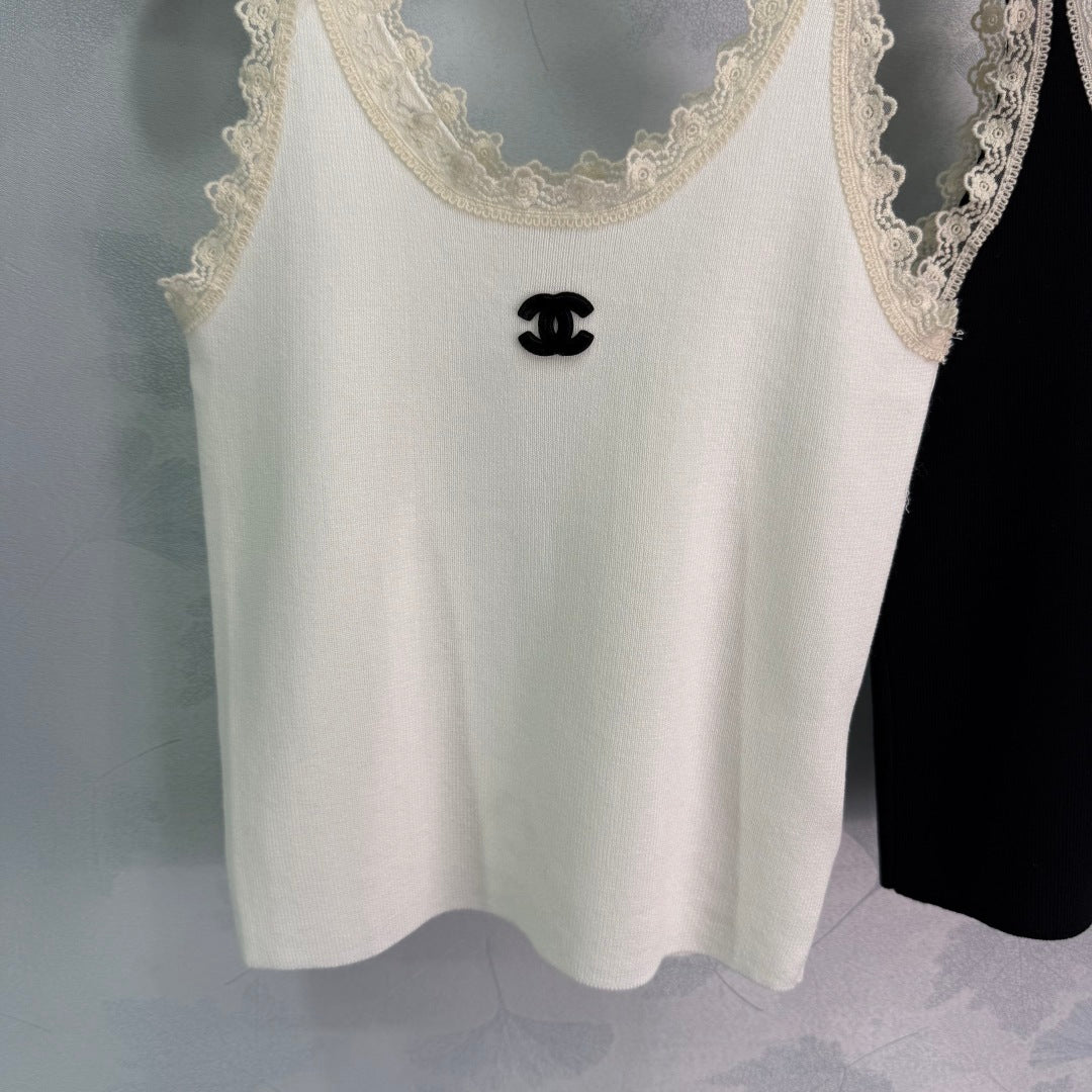 New style early autumn splicing lace vest