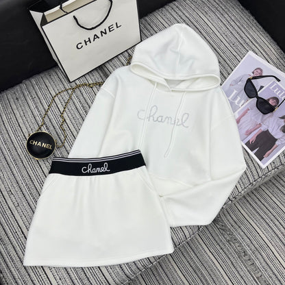 New style letter hot diamond hooded short sweatshirt + skirt suit