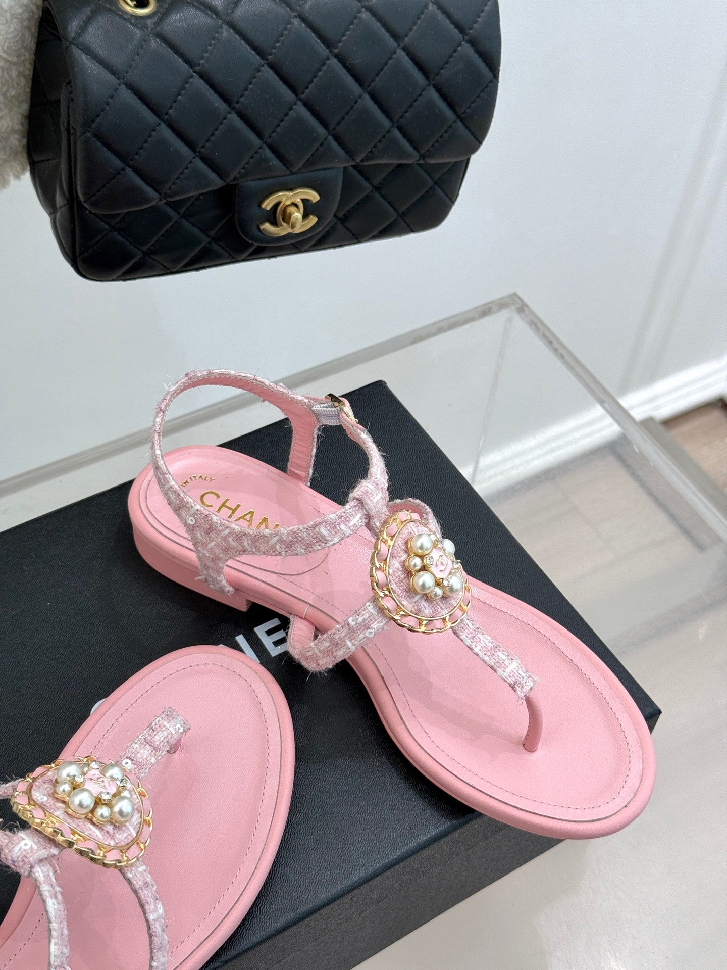 Pearl clip-on Pink, Brown, Black sandals