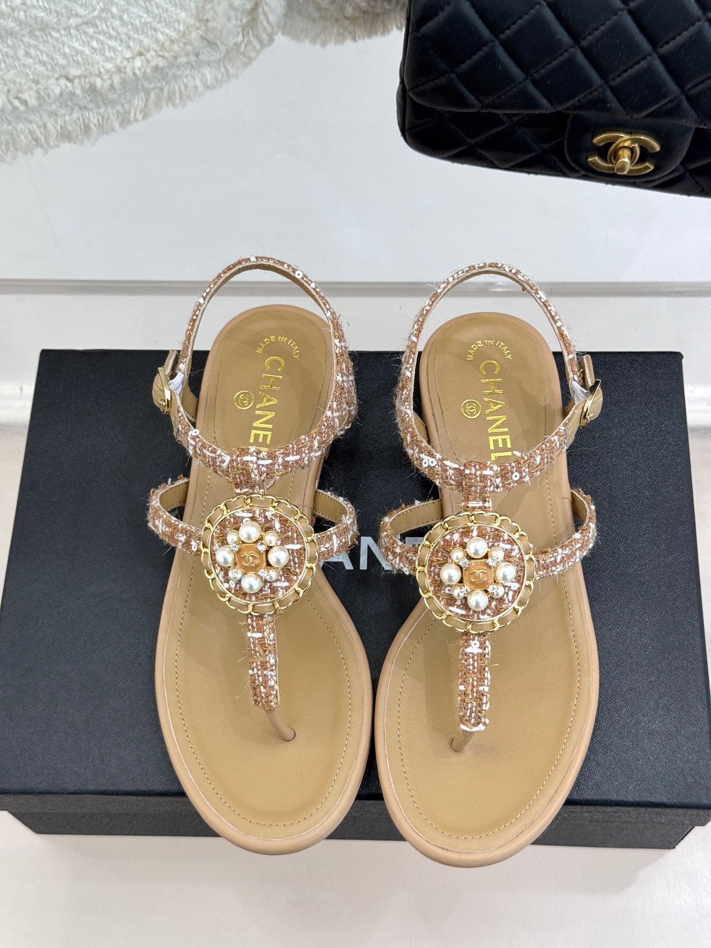 Pearl clip-on Pink, Brown, Black sandals