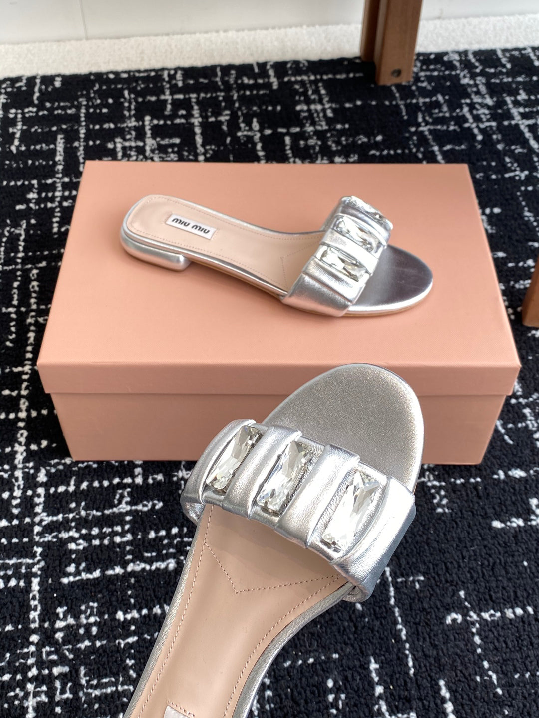 Square Diamond Buckle Slippers