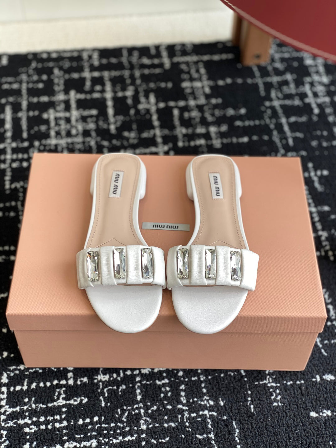 Square Diamond Buckle Slippers