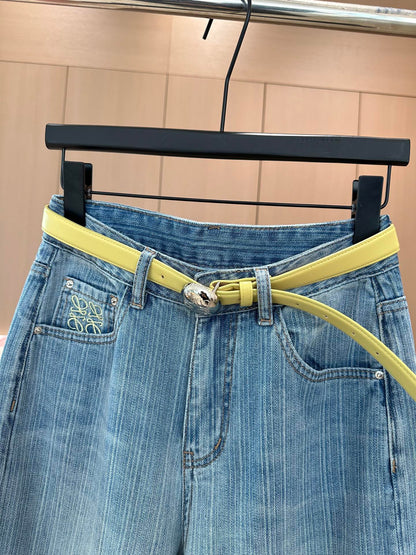 Contrast belt straight jeans