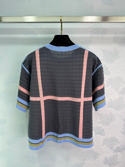 Early Spring New Plaid Pattern Spliced Knit Top