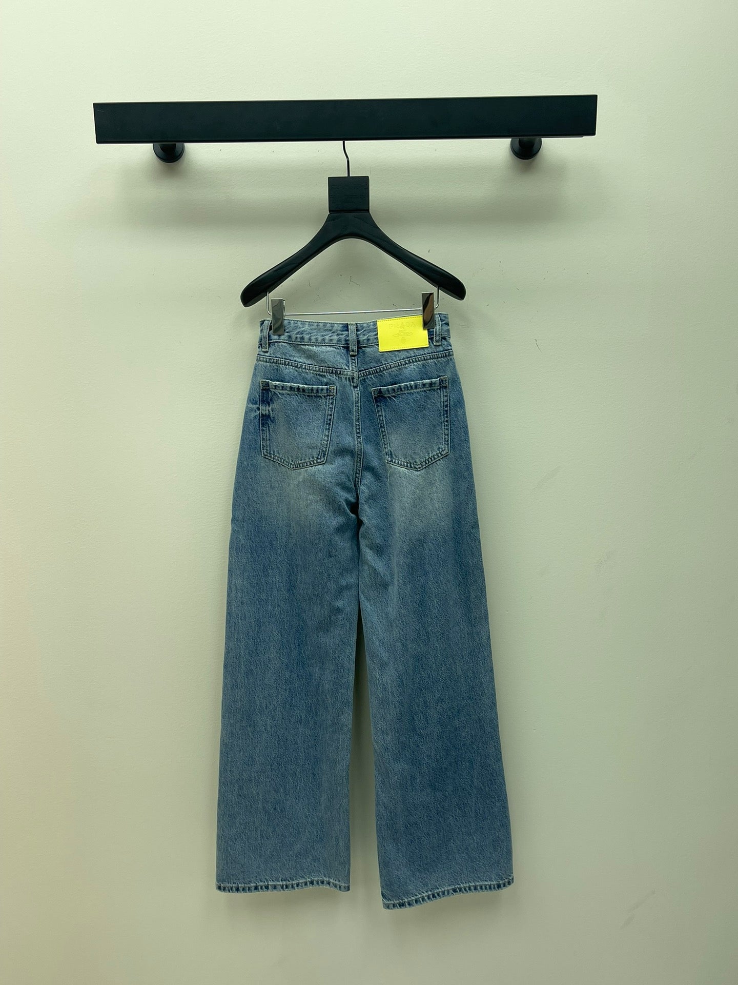 Apron straight jeans