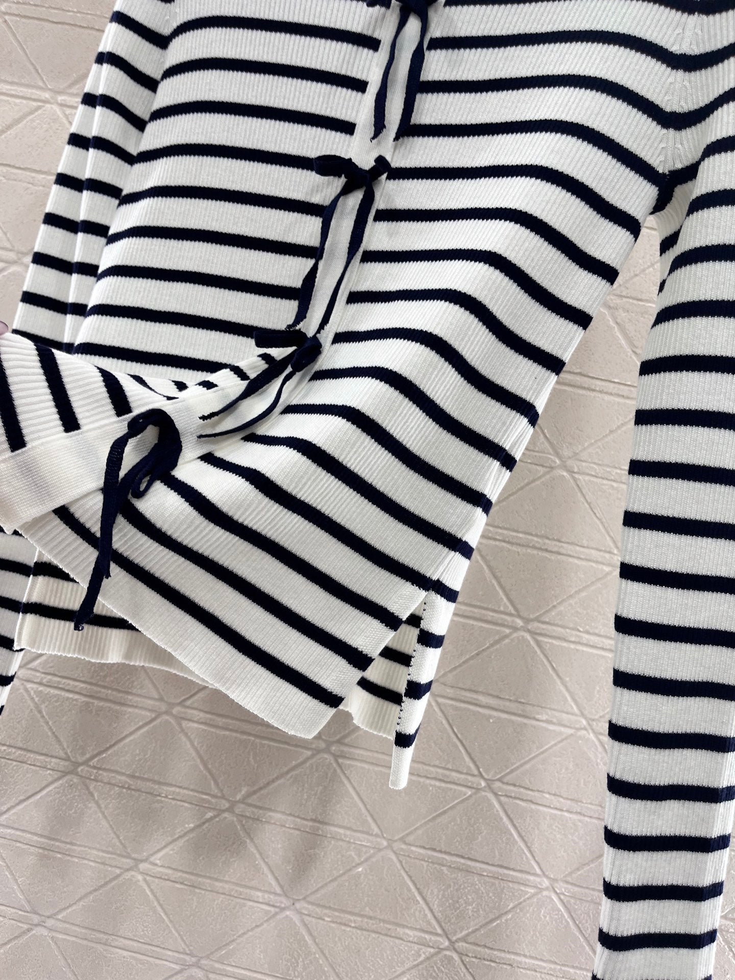 Shawl collar striped knit top