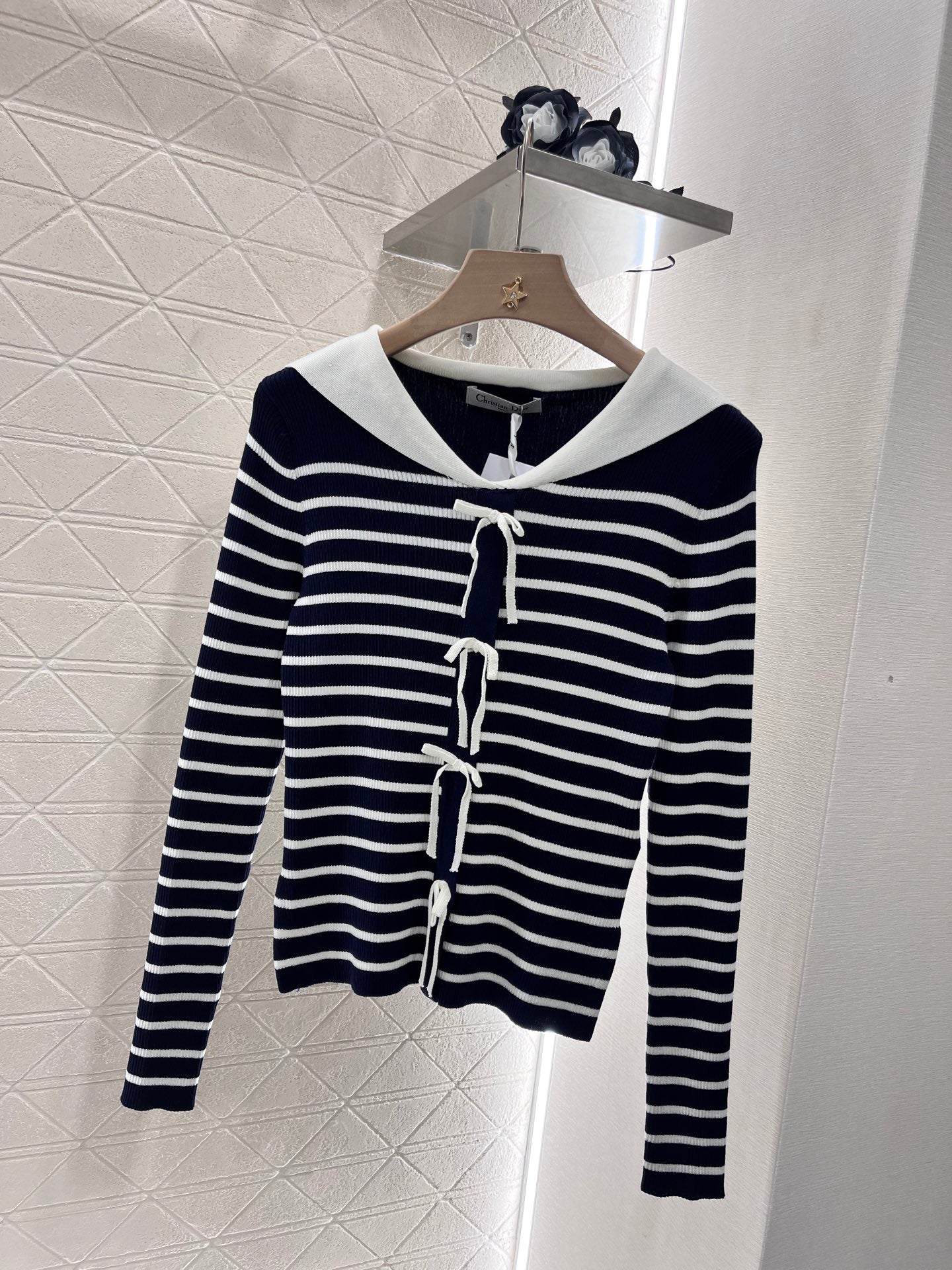 Shawl collar striped knit top