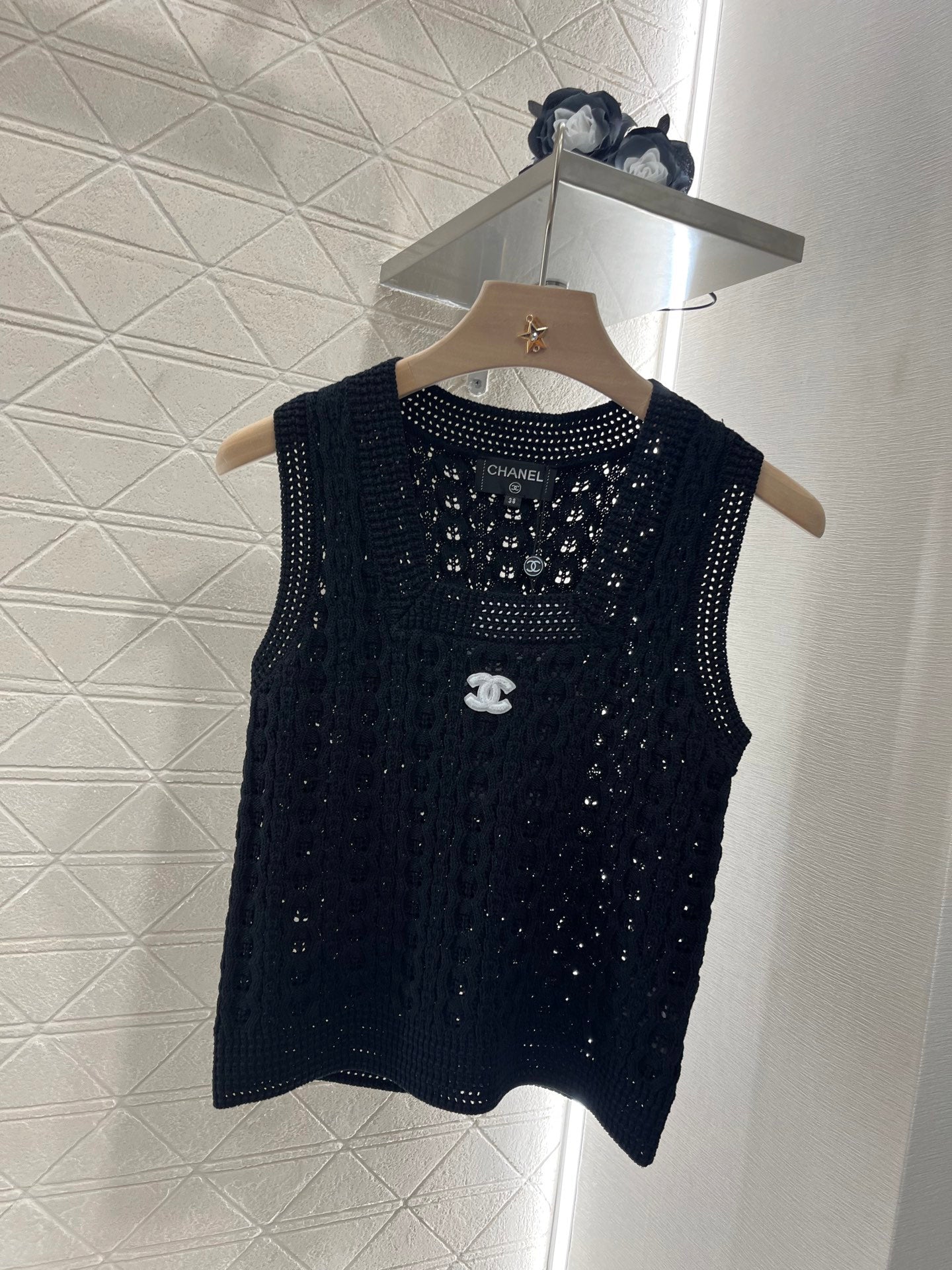 Openwork Woven Pattern Knitted Vest