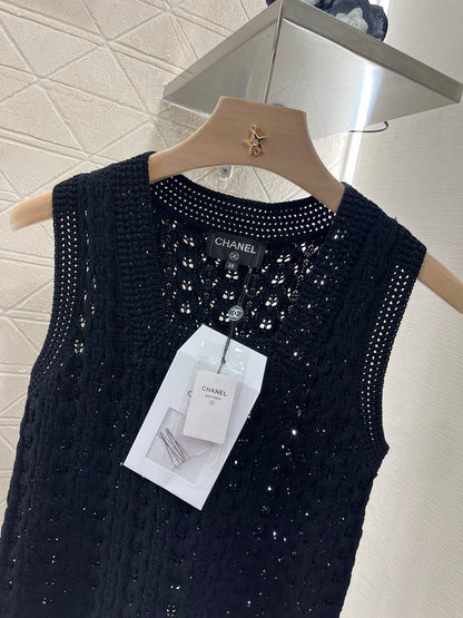 Openwork Woven Pattern Knitted Vest