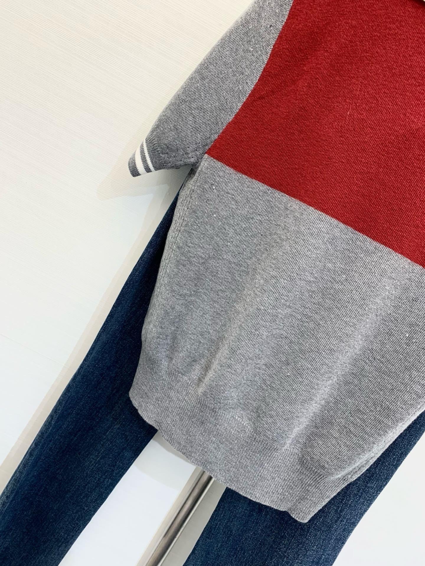 Colorblocked 𝐏𝐨𝐥𝐨 Knit Short Sleeve