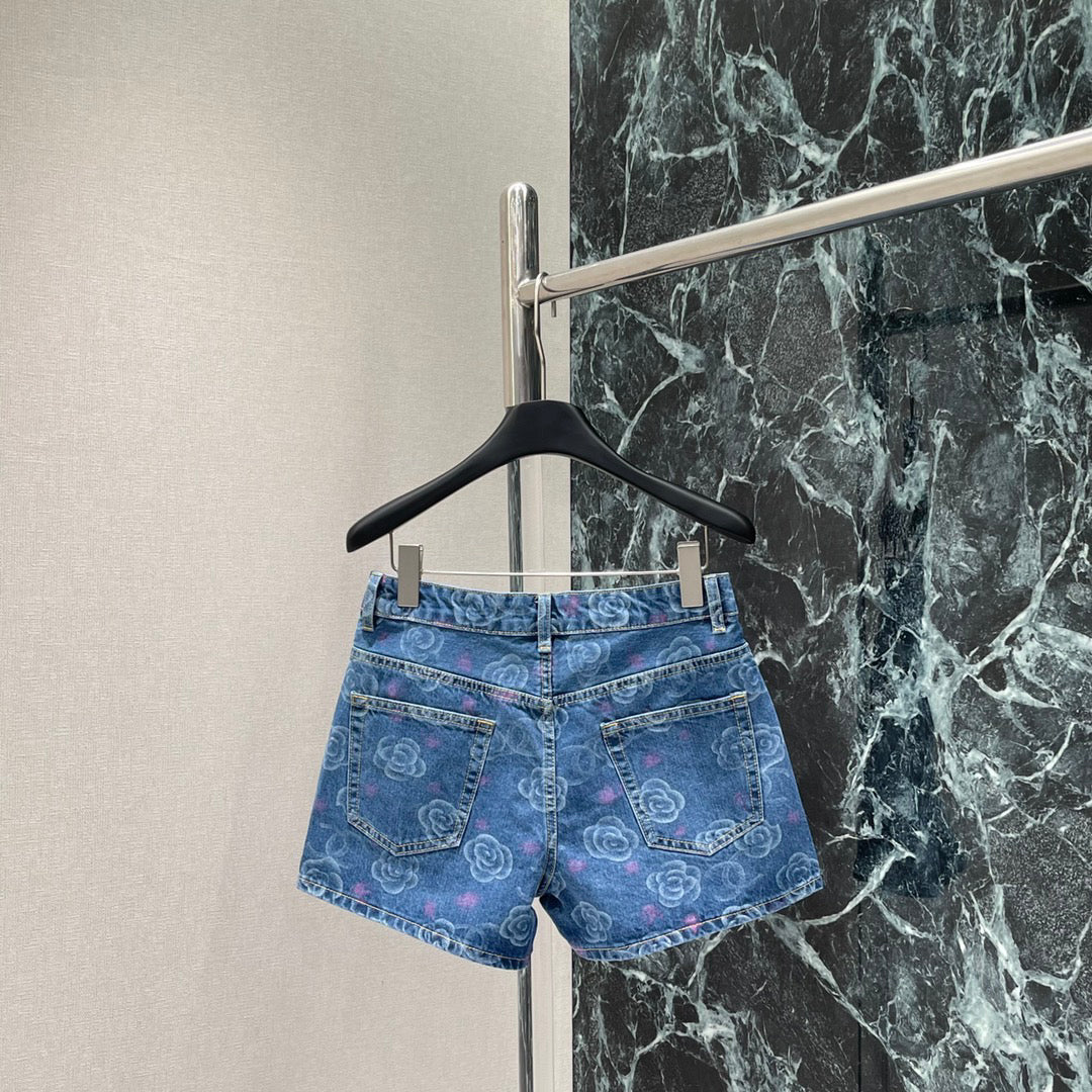 Printed denim shorts