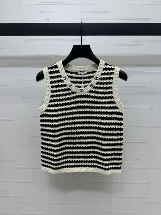 Striped knitted vest