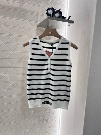 Striped knitted vest