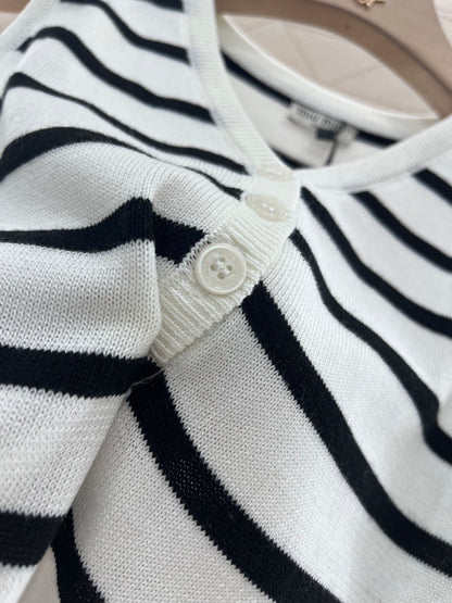 Striped knitted vest