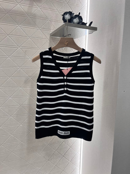 Striped knitted vest