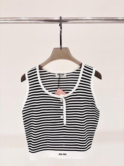 Crew Neck Contrast Stripe Knit Vest