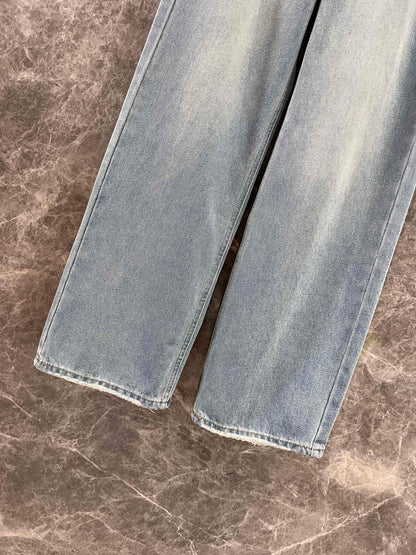 Front and back pocket lettering trousers