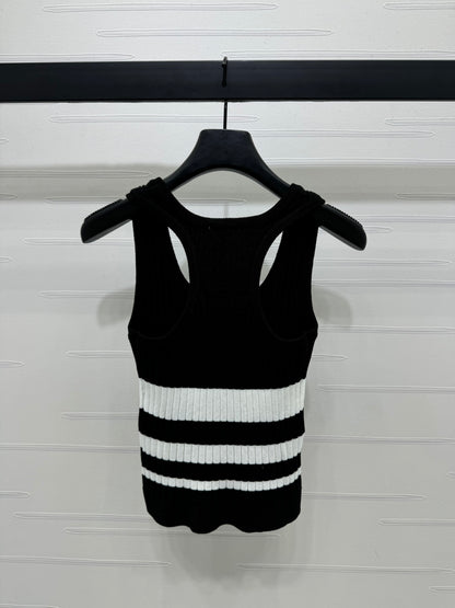 Contrast striped knitted vest