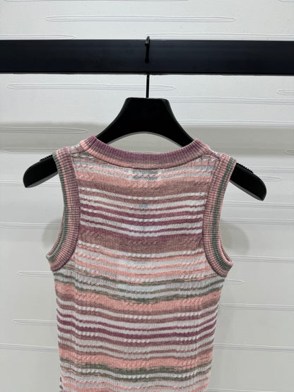 Contrast Stripe Crewneck Knit Vest